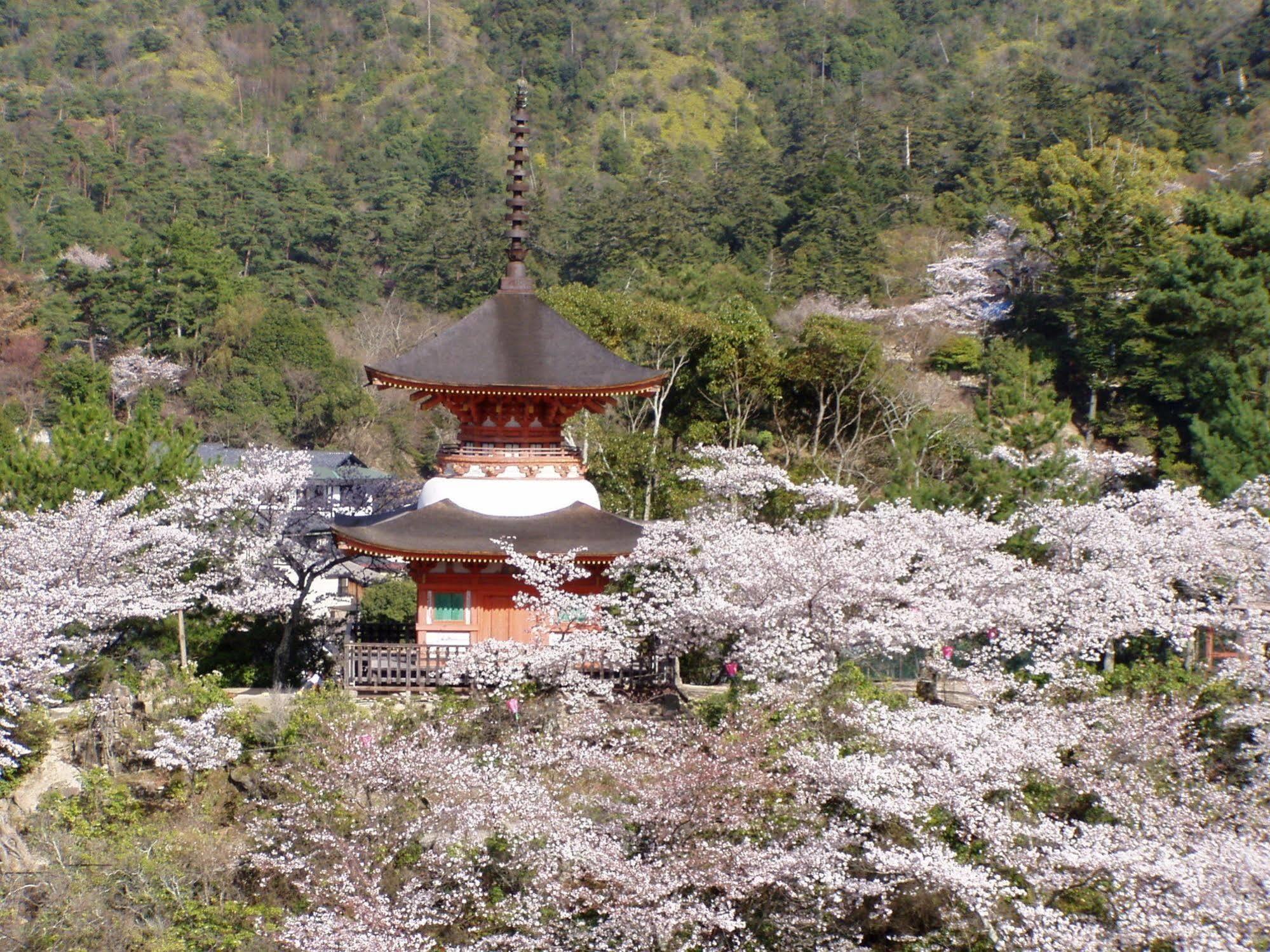 Miyajima Hotel Makoto Hatsukaichi Zewnętrze zdjęcie