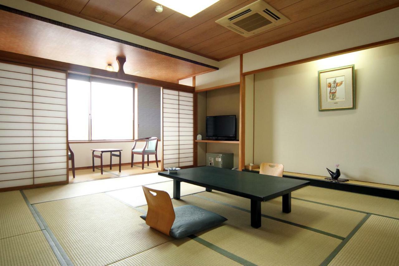 Miyajima Hotel Makoto Hatsukaichi Zewnętrze zdjęcie
